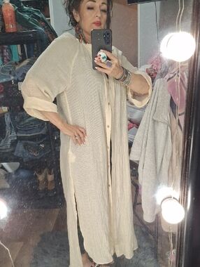 Zara Cream Sheer Button-Front Duster / Kimono